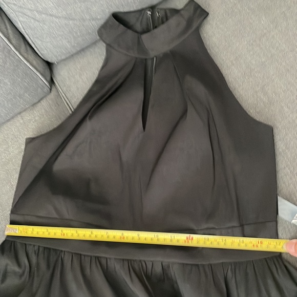 Brand new Dress! - Picture 5 of 6